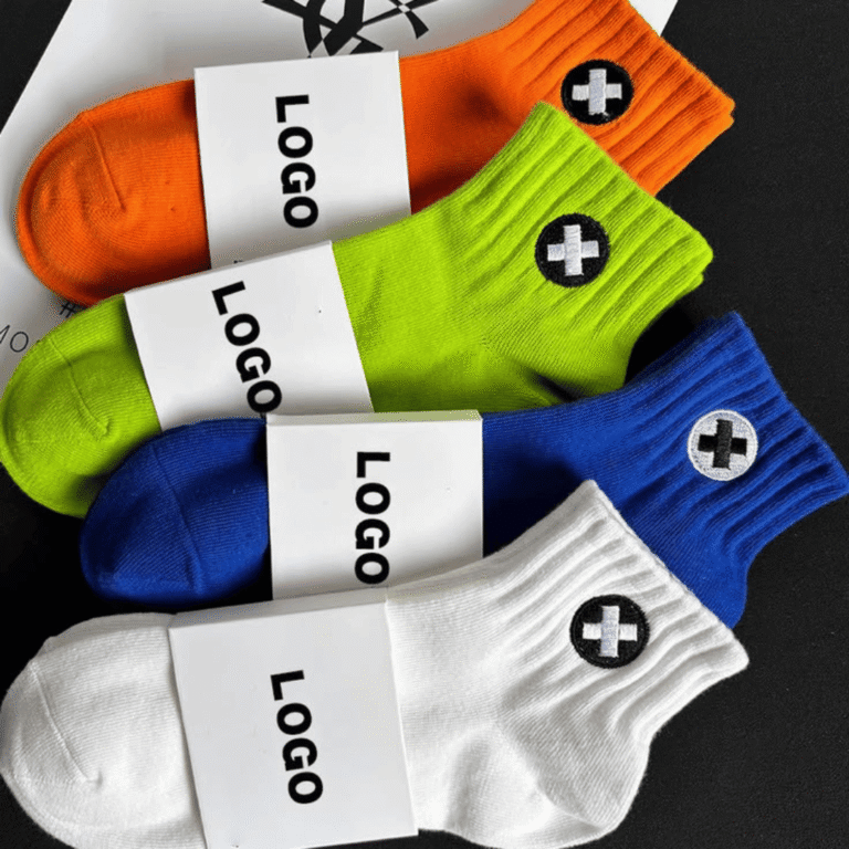Kaos kaki custom